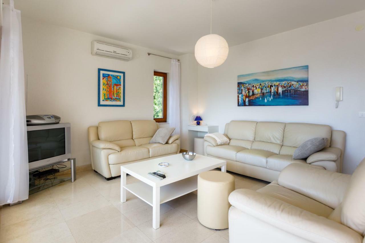 Apartman Jezevac 克尔克 外观 照片