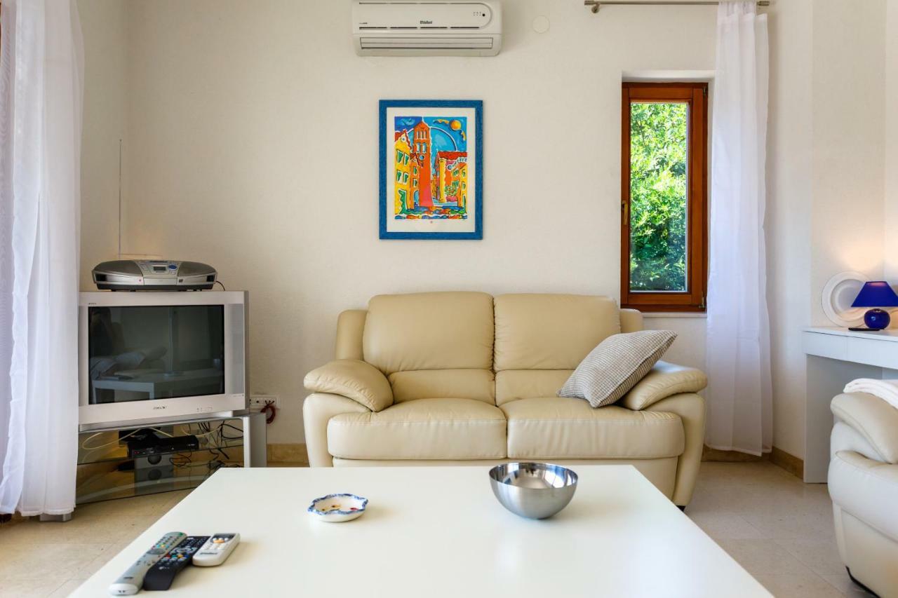 Apartman Jezevac 克尔克 外观 照片