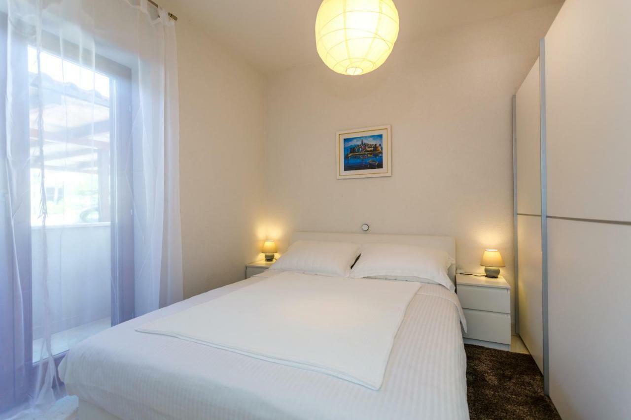 Apartman Jezevac 克尔克 外观 照片