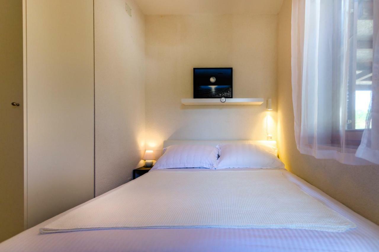 Apartman Jezevac 克尔克 外观 照片